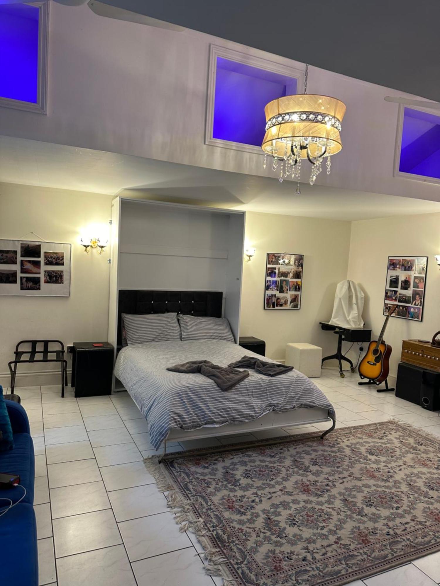 Amazing Gantshill Studio Annexe & Free Parking Redbridge Eksteriør bilde